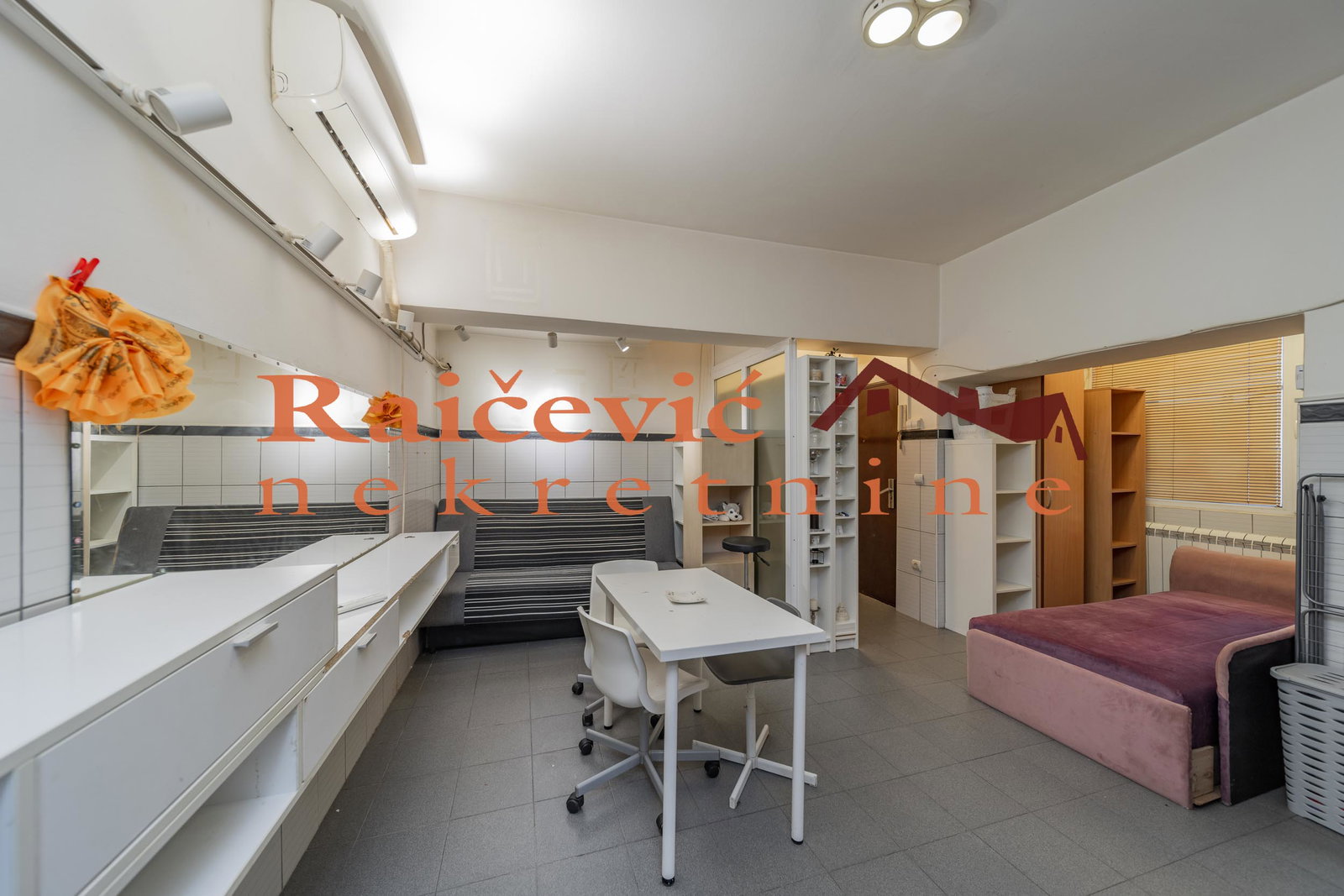 Stan Prodaja Beograd Đeram 38 m2