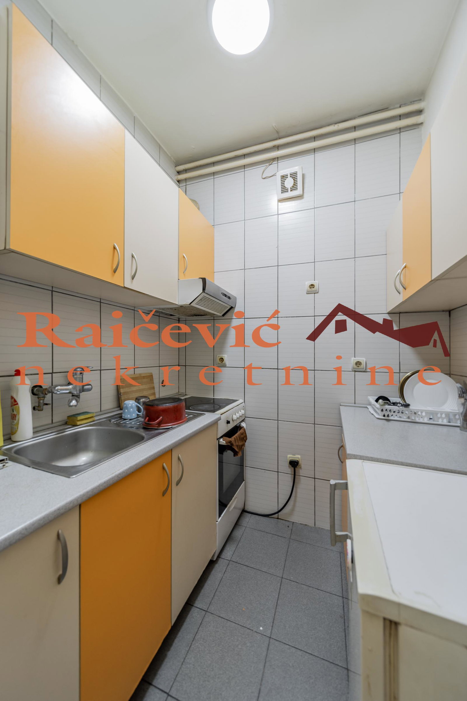 Stan Prodaja Beograd Đeram 38 m2