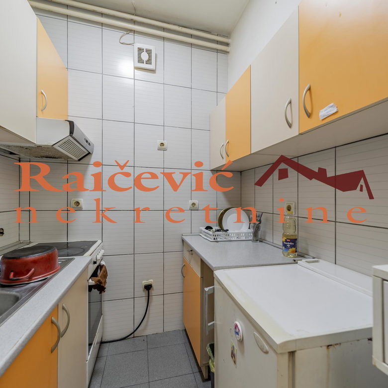 Dvosoban stan na prodaju, Đeram Pijaca, Beograd, 38m², 100.000 €