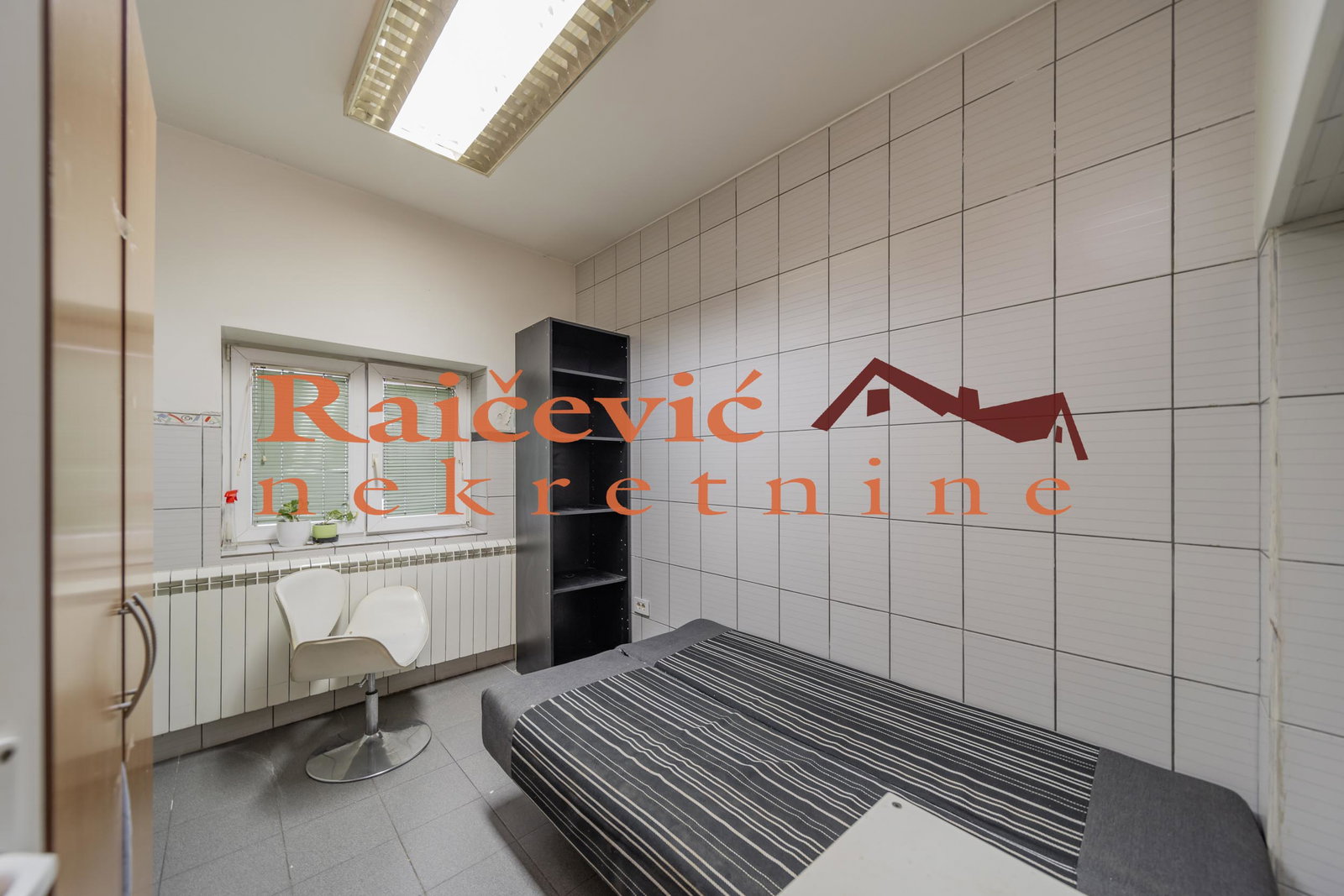 Dvosoban stan na prodaju, Đeram Pijaca, Beograd, 38m², 100.000 €