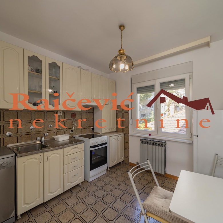 Dvosoban stan za izdavanje, Autokomanda, Beograd, 60m², 600 €/mes