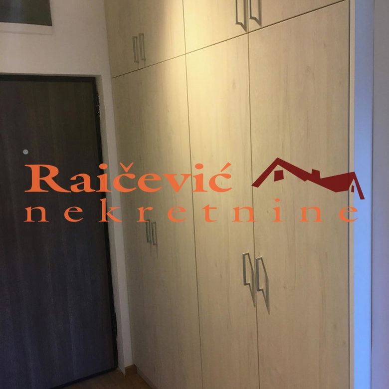 Lokal Izdavanje Beograd Lekino Brdo 54 m2