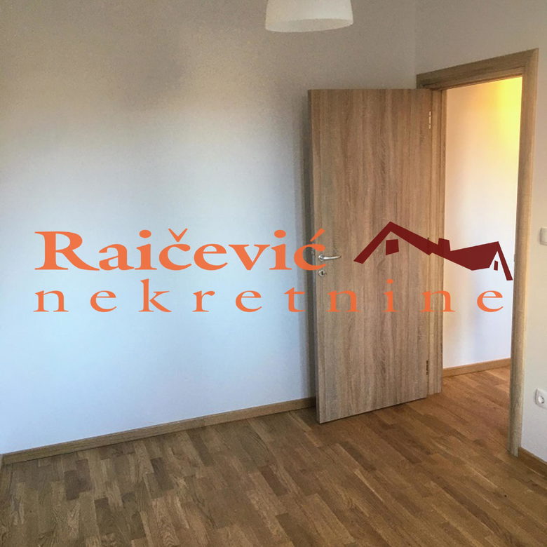 Lokal Izdavanje Beograd Lekino Brdo 54 m2