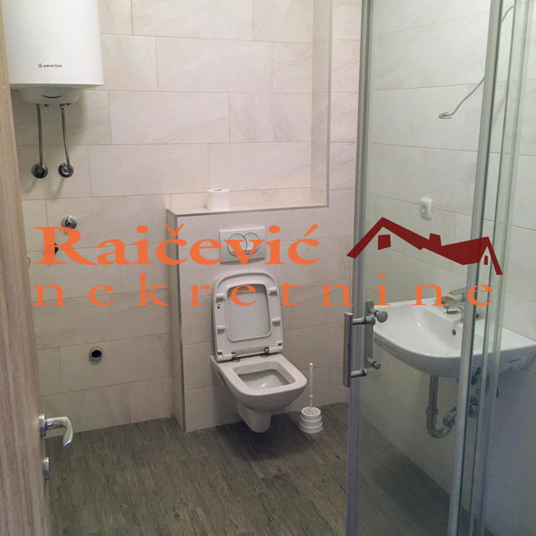 Lokal Izdavanje Beograd Lekino Brdo 54 m2