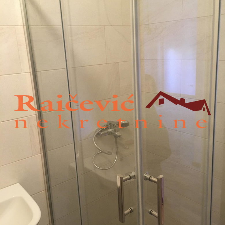Lokal za izdavanje, Lekino Brdo, Beograd, 54m², 550 €/mes