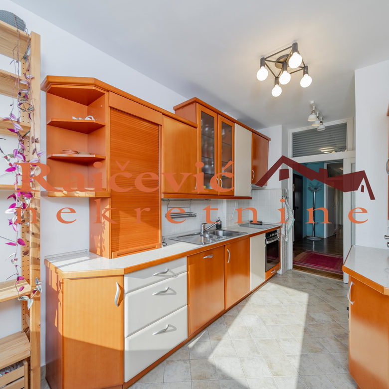 Stan Prodaja Beograd Centar (Čukarica) 108 m2