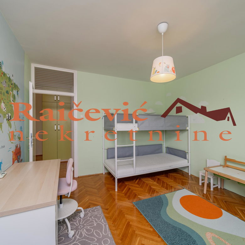 Trosoban stan na prodaju, Centar, Beograd, 108m², 340.000 €