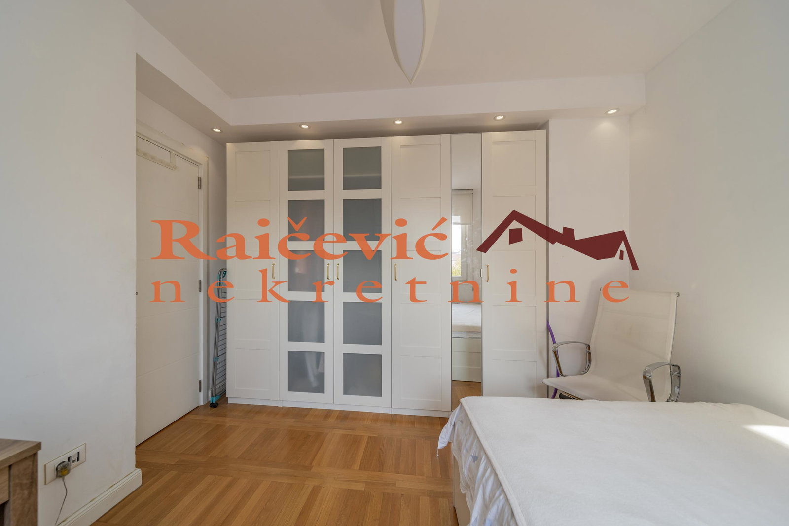 152271 Trosoban stan na prodaju, Čubura, Beograd, 87m², 420.000 €