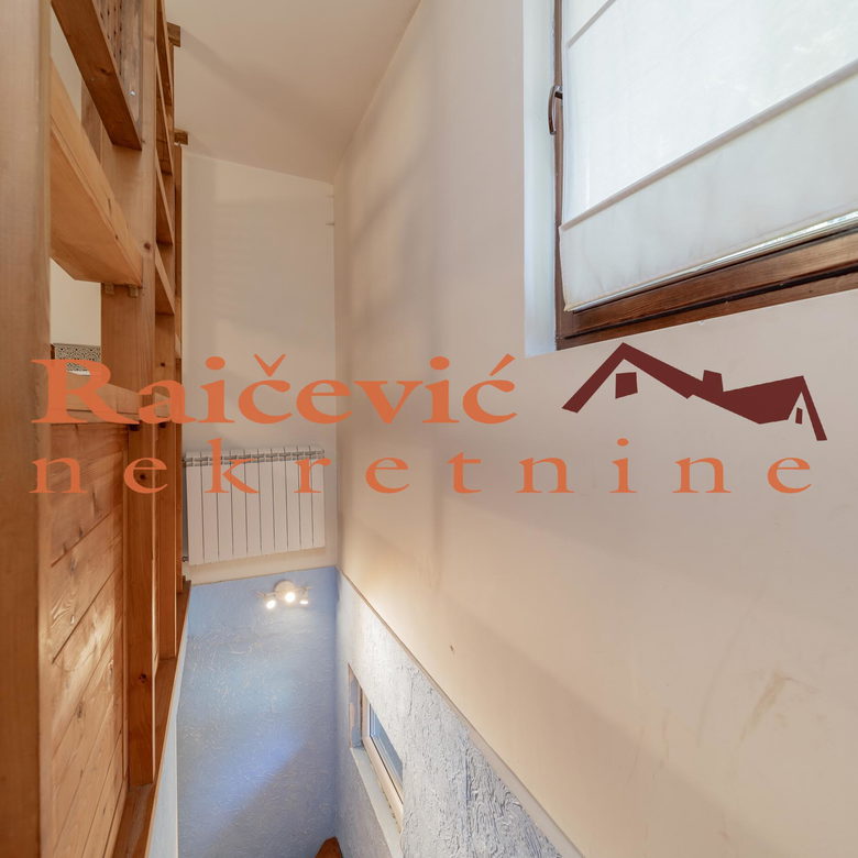 Četvorosoban stan na prodaju, Kopaonik, 98m², 147.000 €