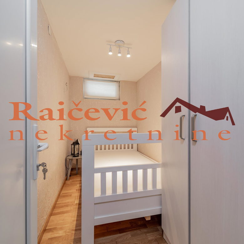 Četvorosoban stan na prodaju, Kopaonik, 98m², 147.000 €