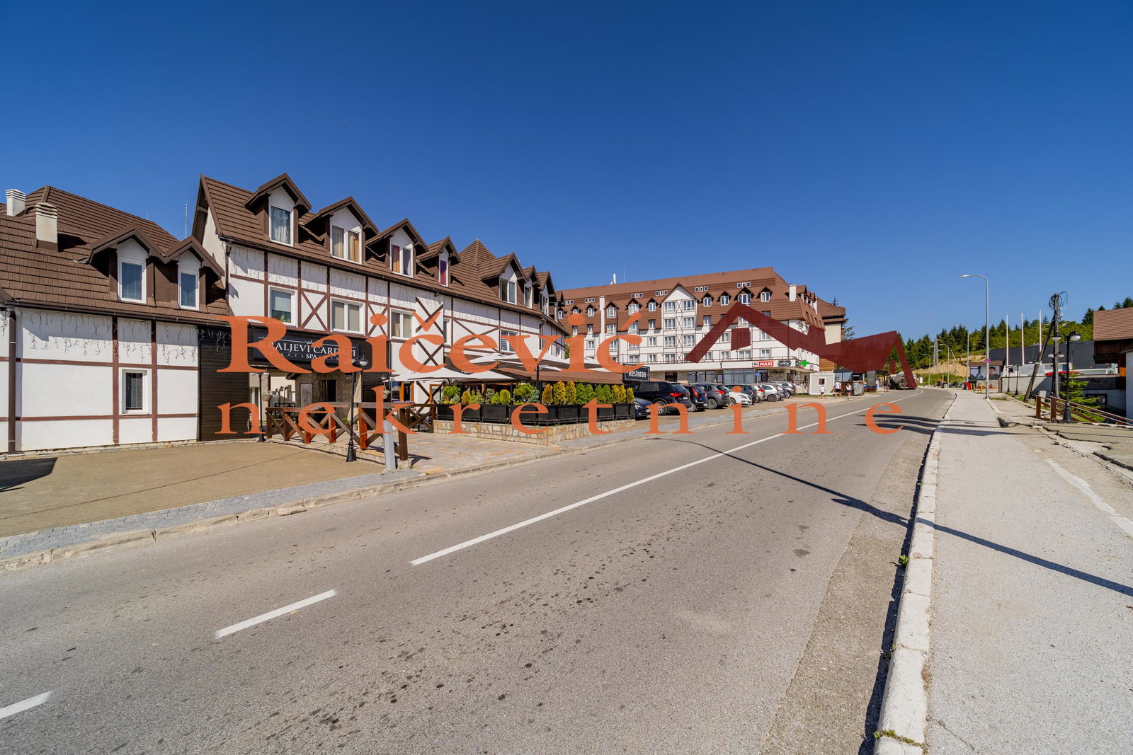 152326 Četvorosoban stan na prodaju, Kopaonik, 98m², 147.000 €