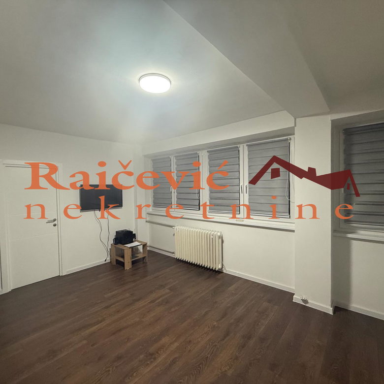 Lokal Izdavanje Beograd Šumice 69 m2
