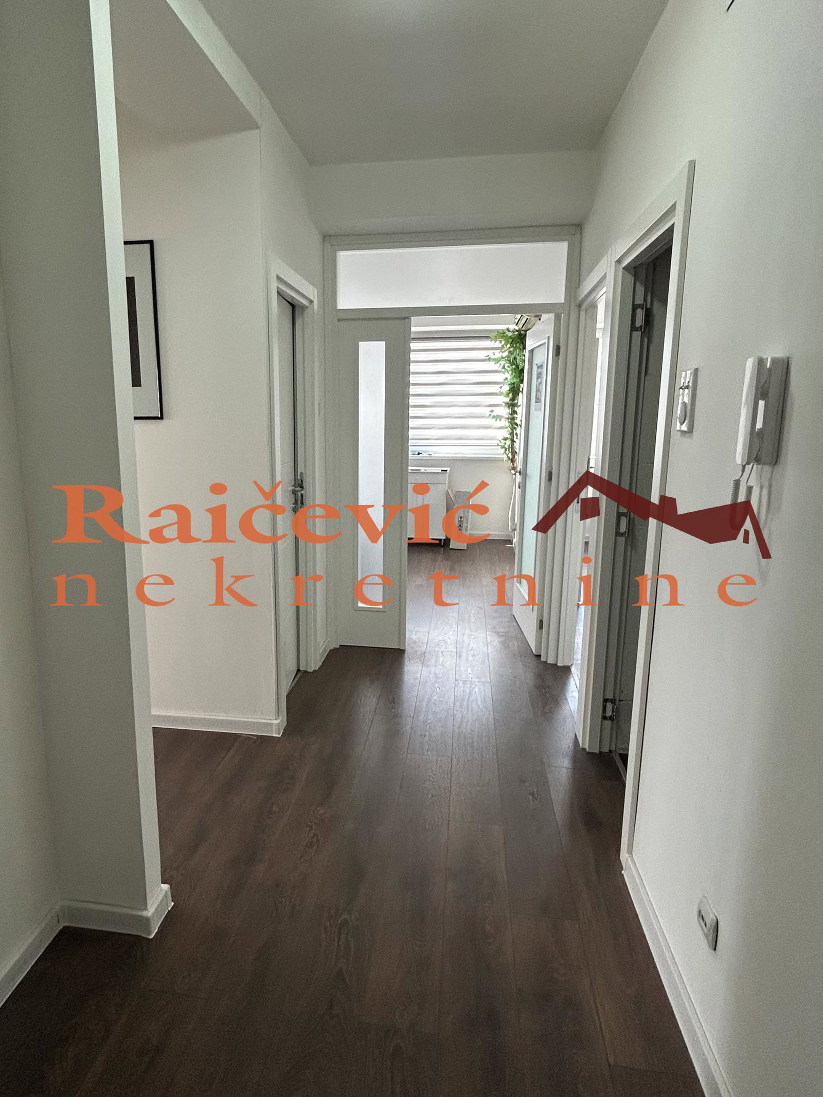 Lokal Izdavanje Beograd Šumice 69 m2