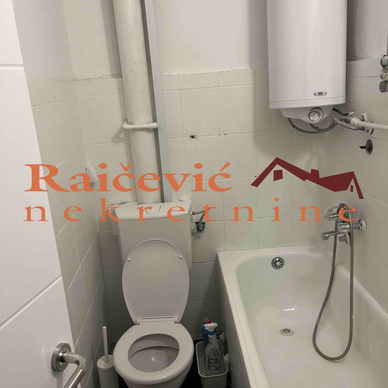 Lokal Izdavanje Beograd Šumice 69 m2