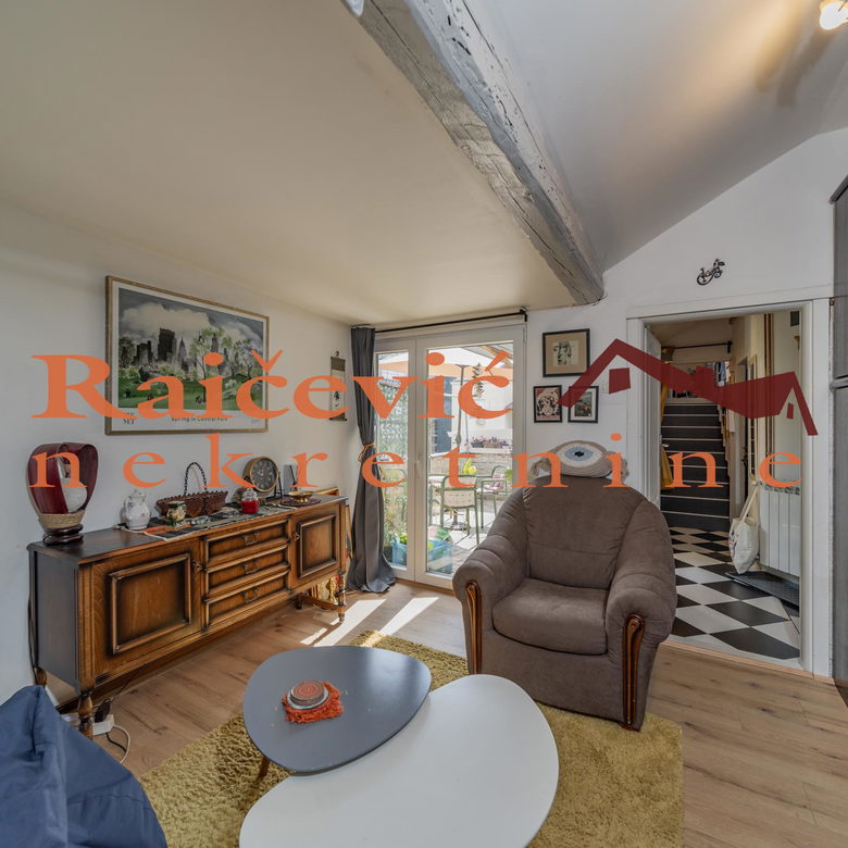 Četvorosoban stan na prodaju, Slavija, Beograd, 141m², 480.000 €