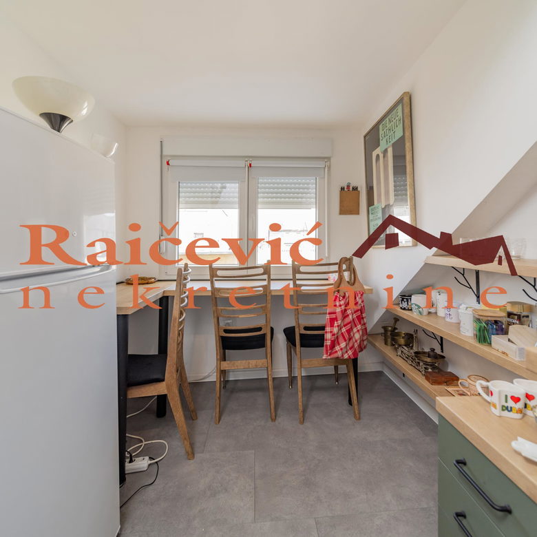 Četvorosoban stan na prodaju, Slavija, Beograd, 141m², 480.000 €