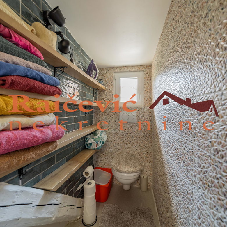 Četvorosoban stan na prodaju, Slavija, Beograd, 141m², 480.000 €