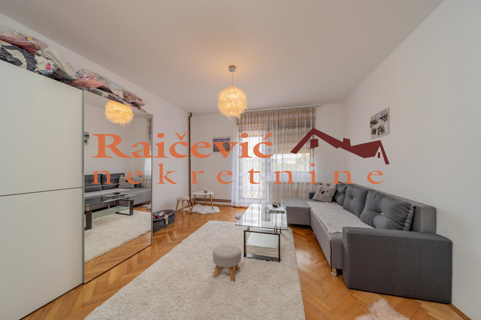 Kuća na prodaju, Starcevo, 484m², 299.000 €