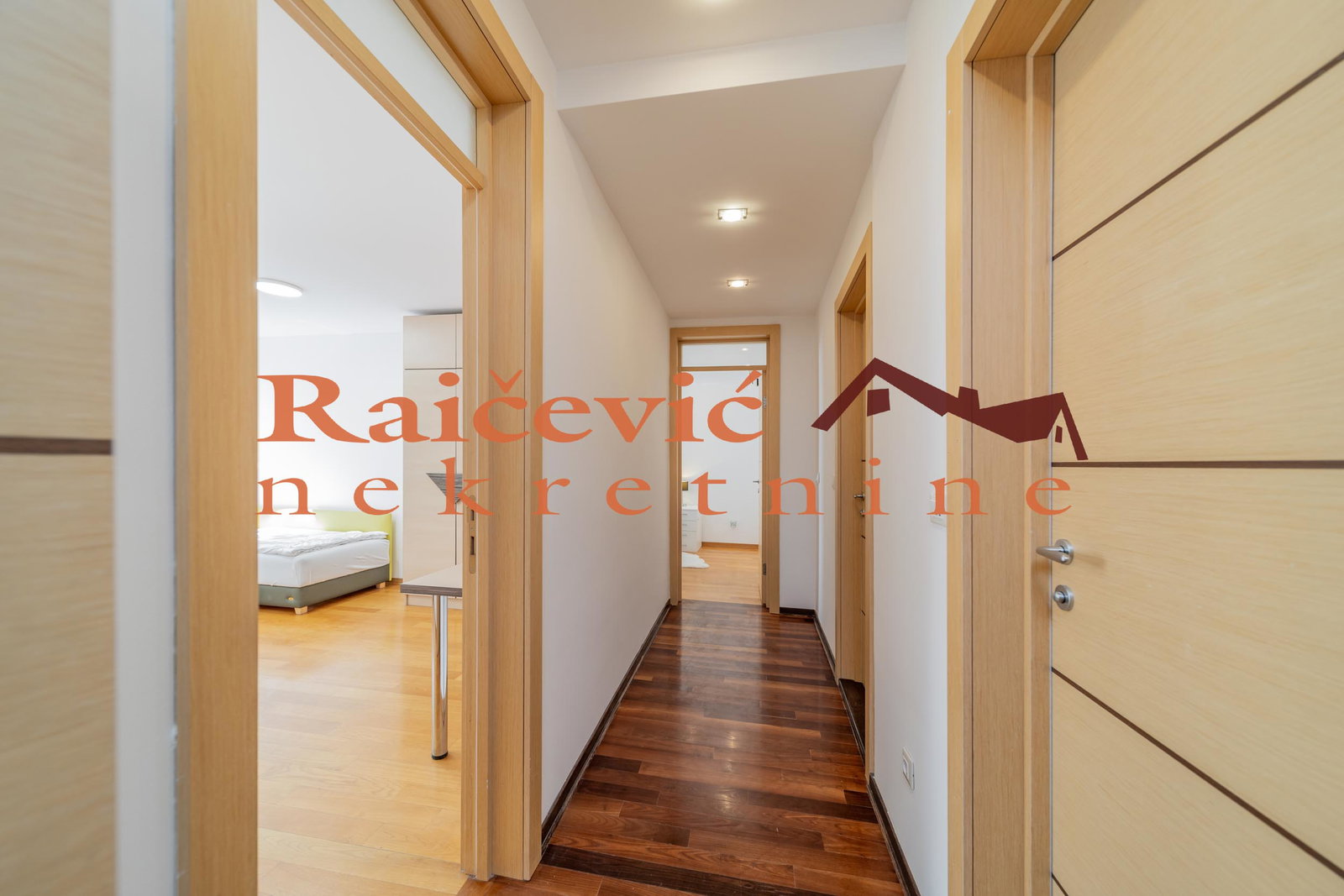 152482 Trosoban stan na prodaju, Centar, Beograd, 98m², 588.000 €