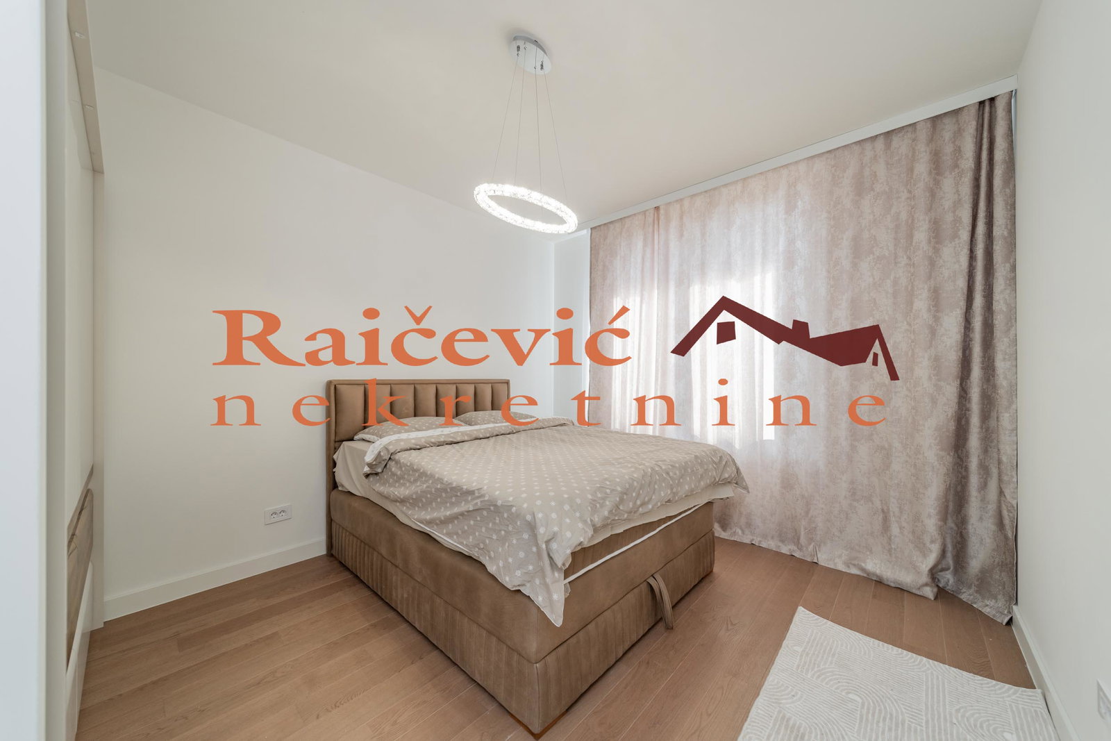 152516 Stan Izdavanje Beograd Beograd na Vodi 76 m2