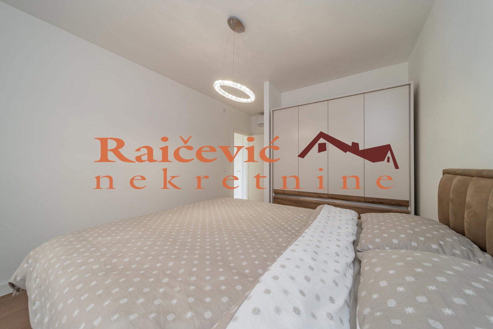 152518 Trosoban stan za izdavanje, Beograd na Vodi, Beograd, 76m², 1.600 €/mes