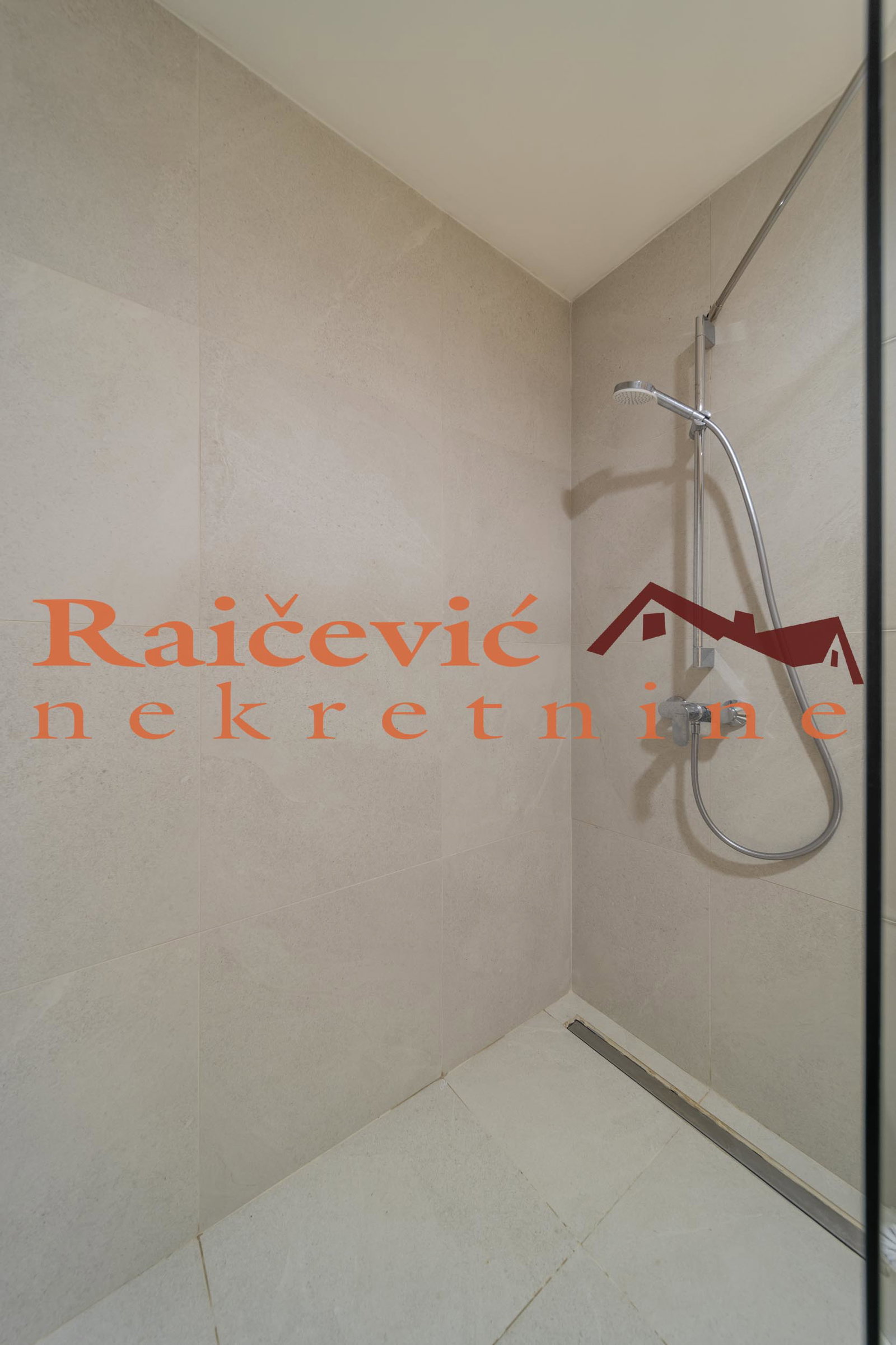 152520 Trosoban stan za izdavanje, Beograd na Vodi, Beograd, 76m², 1.600 €/mes