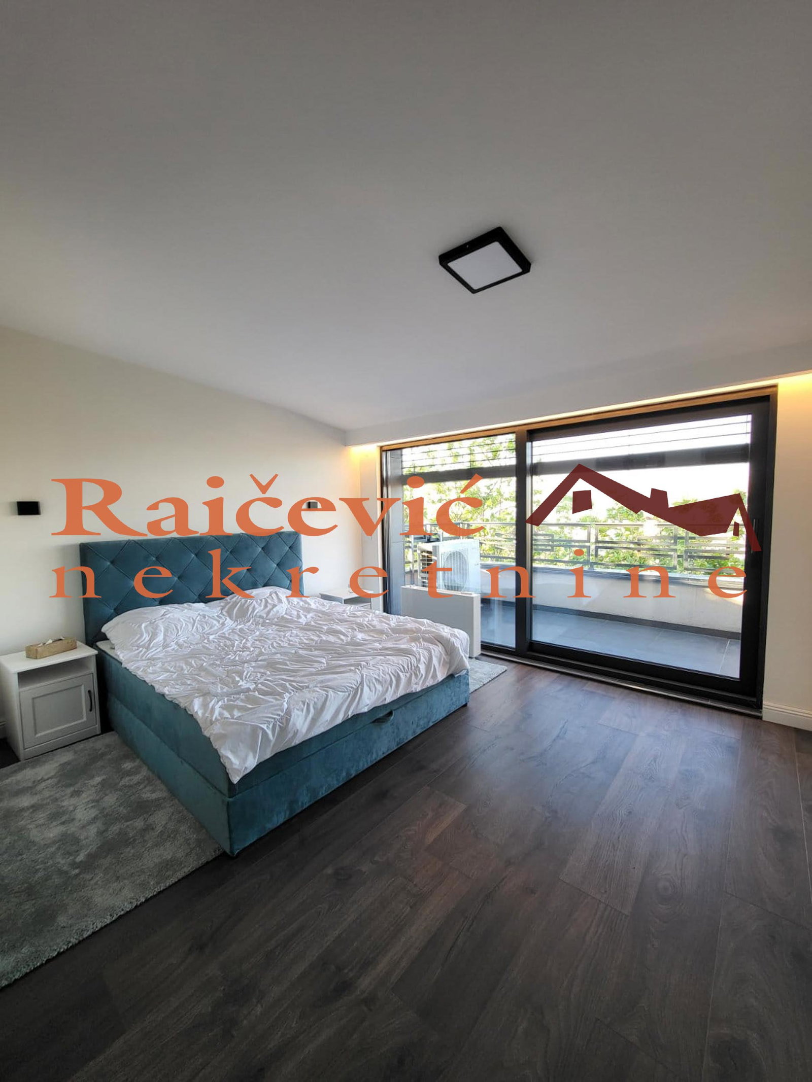 152620 Petosoban stan na prodaju, Kalenić, Beograd, 198m², 870.000 €