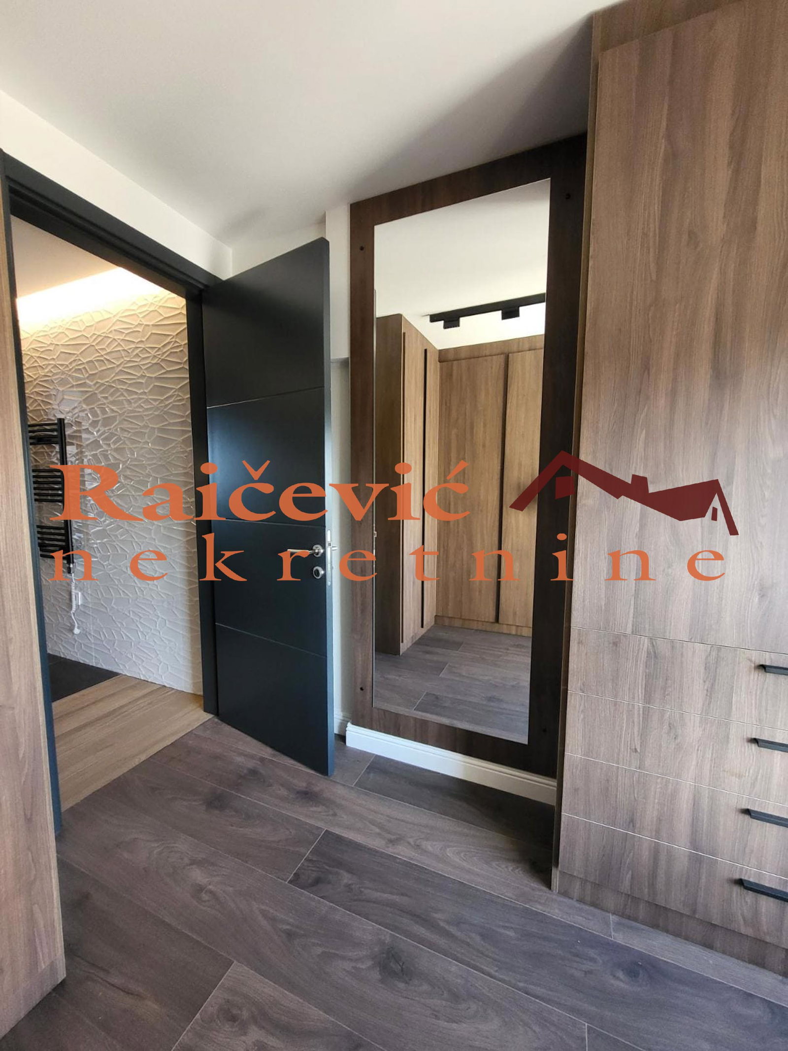 152625 Petosoban stan na prodaju, Kalenić, Beograd, 198m², 870.000 €