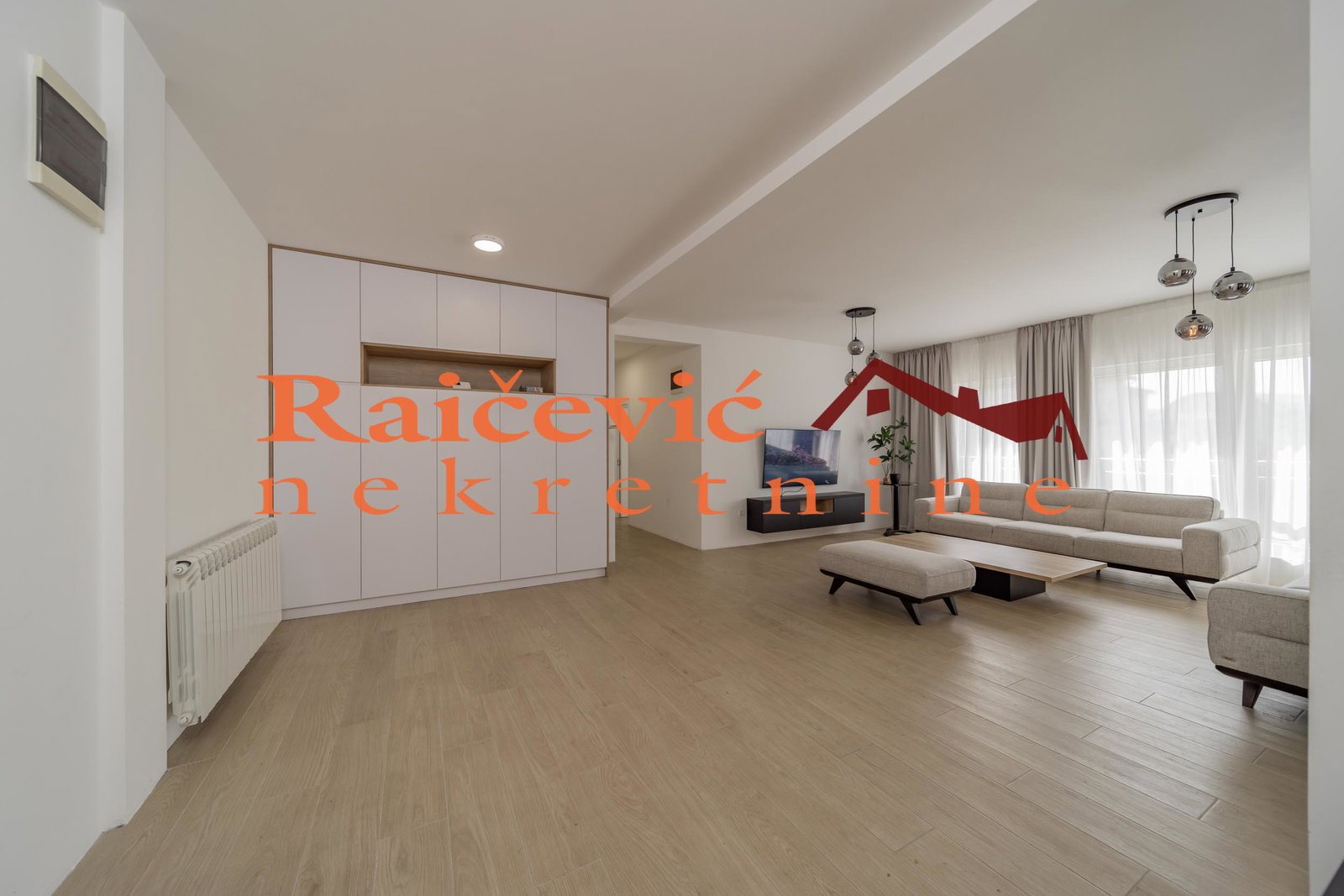 Stan Prodaja Beograd Dedinje 145 m2