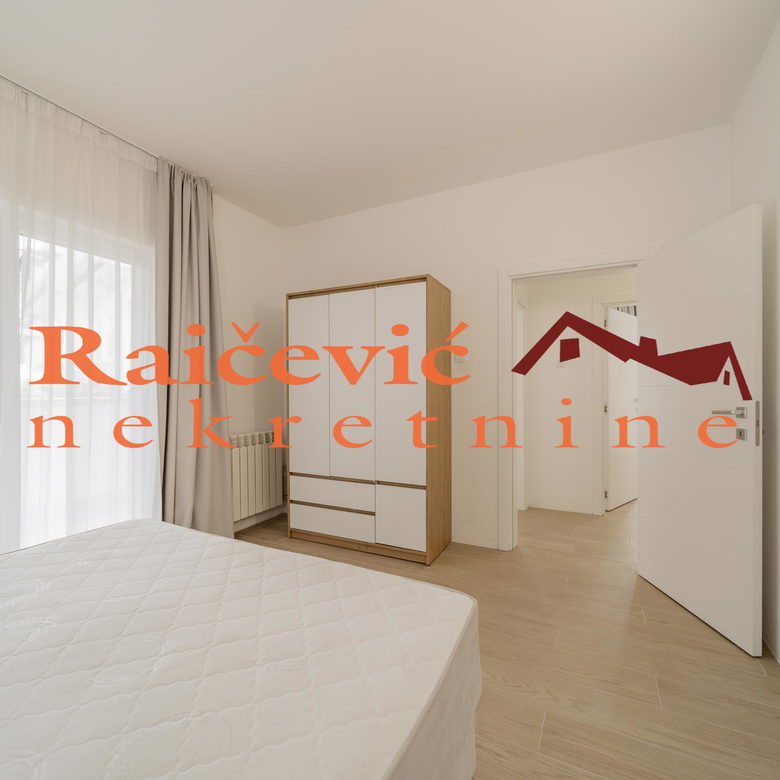 Četvorosoban stan na prodaju, Dedinje, Beograd, 145m², 1. sprat, 650.000 €