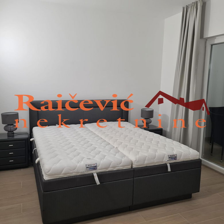 Stan Prodaja Beograd Dedinje 180 m2