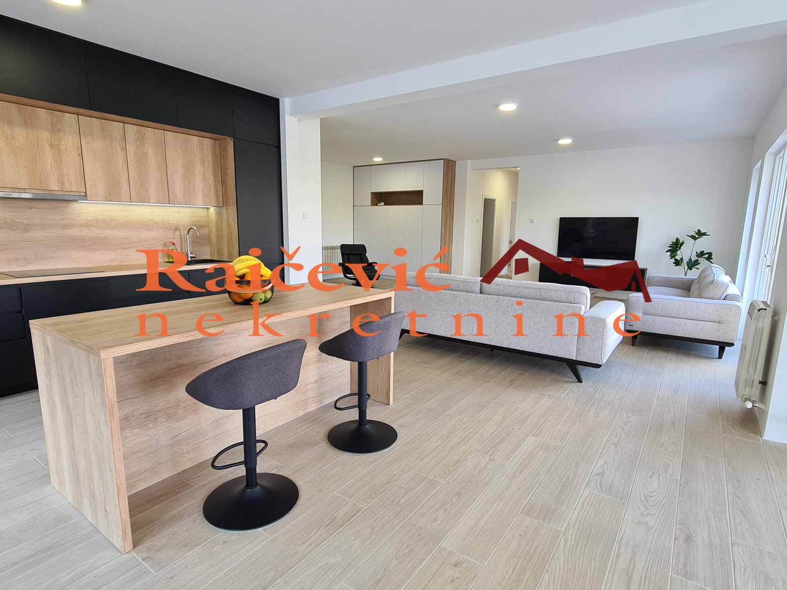 Stan Prodaja Beograd Dedinje 220 m2