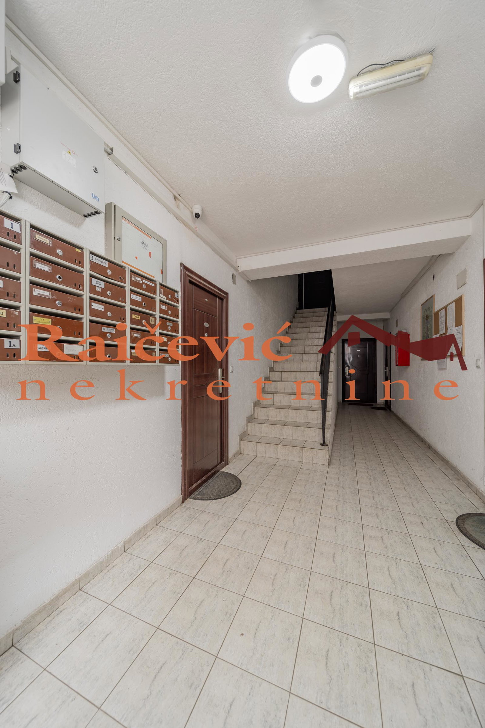 152727 Dvosoban stan na prodaju, Kneževac, Beograd, 31m², 89.000 €
