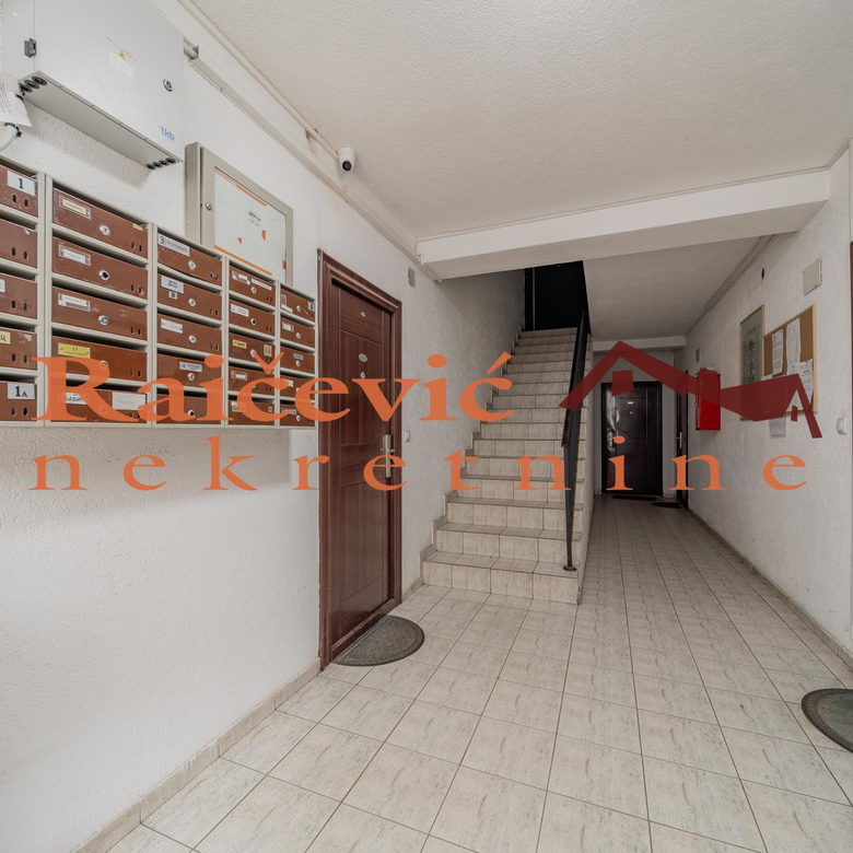 Dvosoban stan na prodaju, Kneževac, Beograd, 31m², 89.000 €