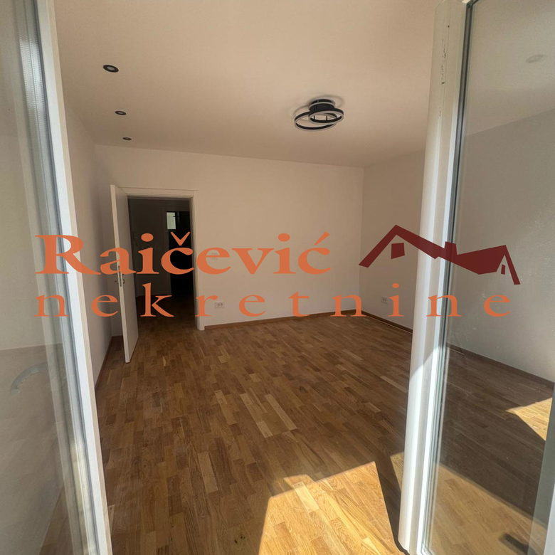 Stan Prodaja Beograd Centar (Čukarica) 45 m2