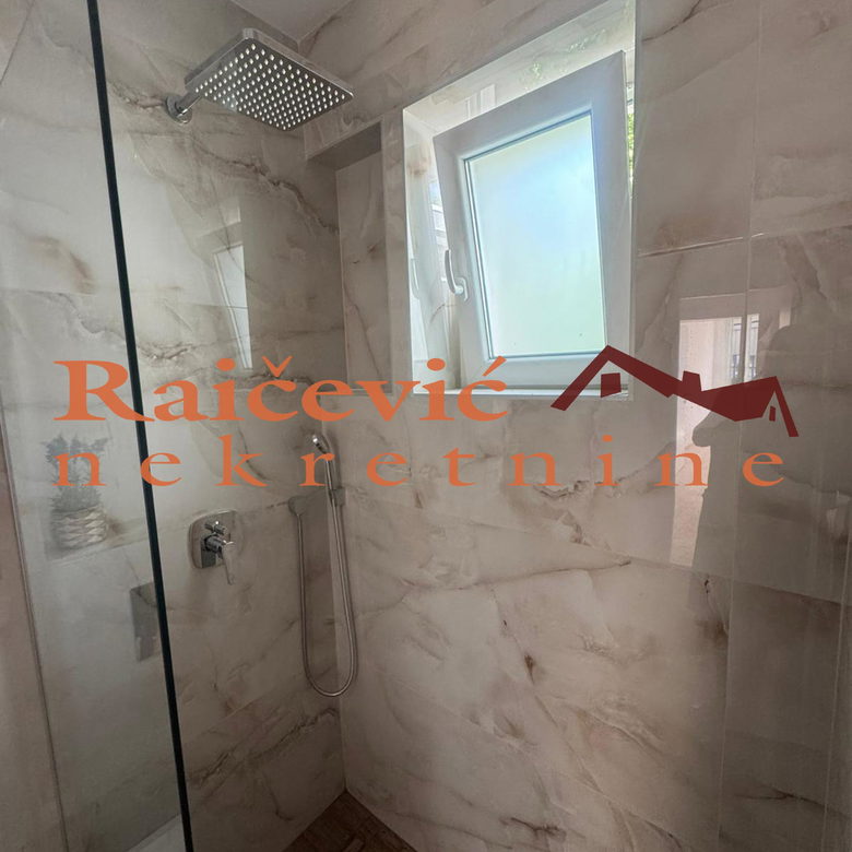 Dvosoban stan na prodaju, Centar, Beograd, 45m², 250.000 €