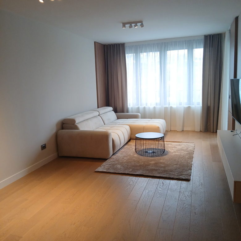 Stan Izdavanje Beograd Blok 65 55 m2