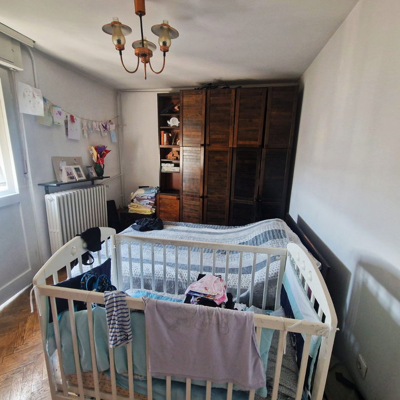 Četvorosoban stan na prodaju, Čubura, Beograd, 81m², 270.000 €