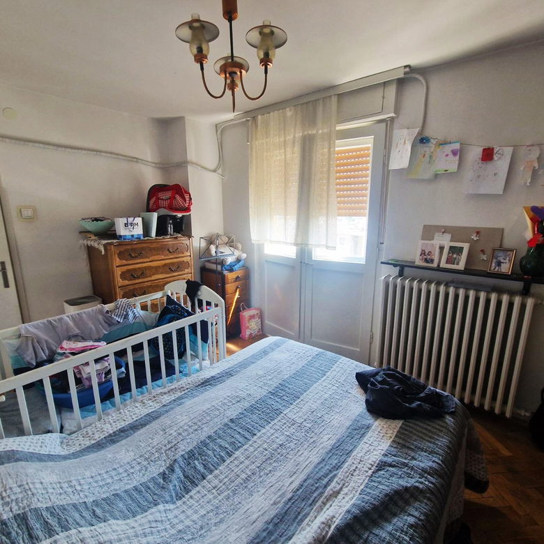 Četvorosoban stan na prodaju, Čubura, Beograd, 81m², 270.000 €