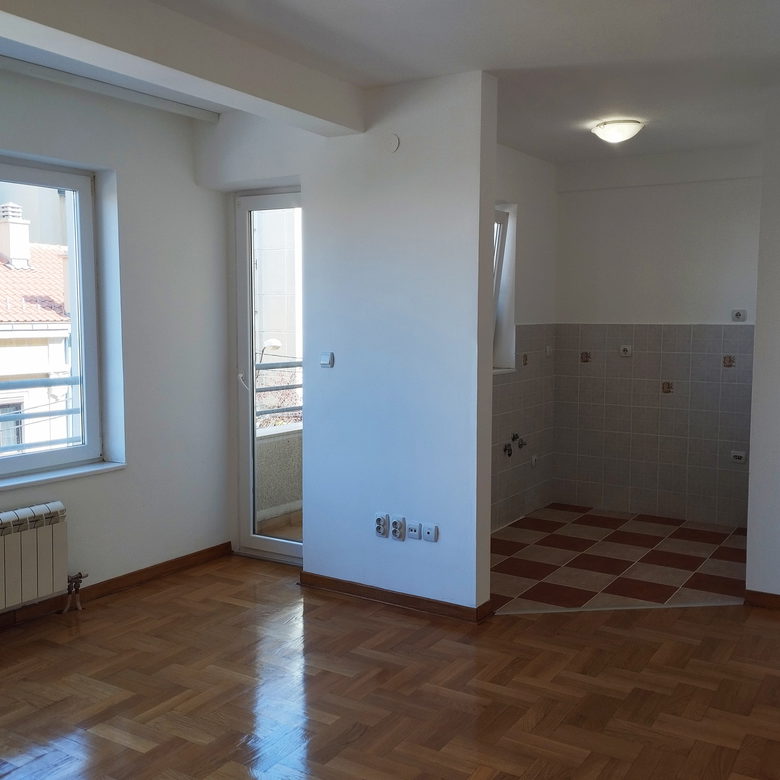 Stan Prodaja Beograd Crveni Krst 65 m2