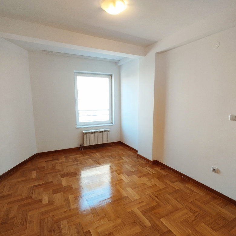 Stan Prodaja Beograd Crveni Krst 65 m2