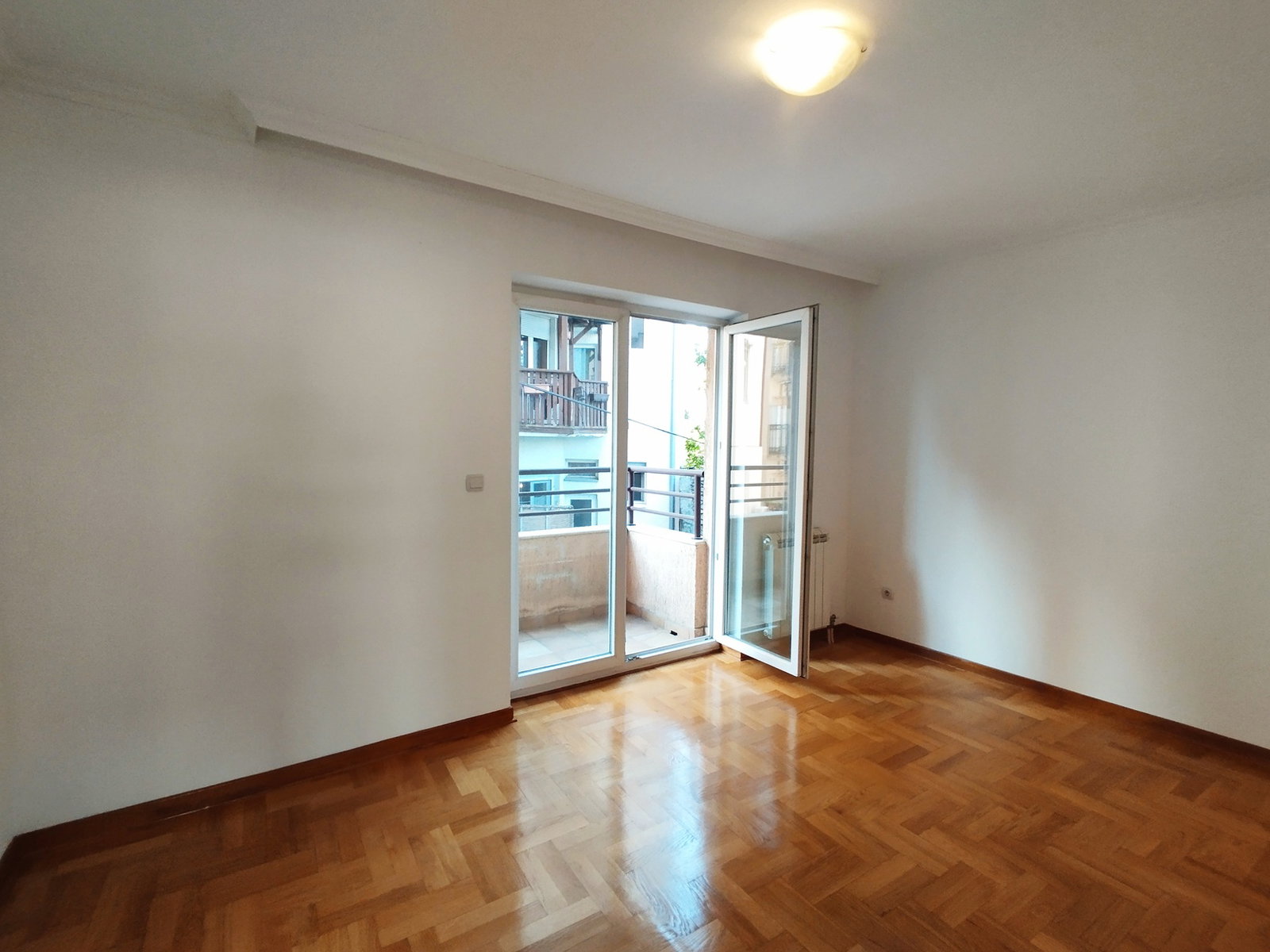 152925 Trosoban stan na prodaju, Crveni Krst, Beograd, 65m², 305.500 €