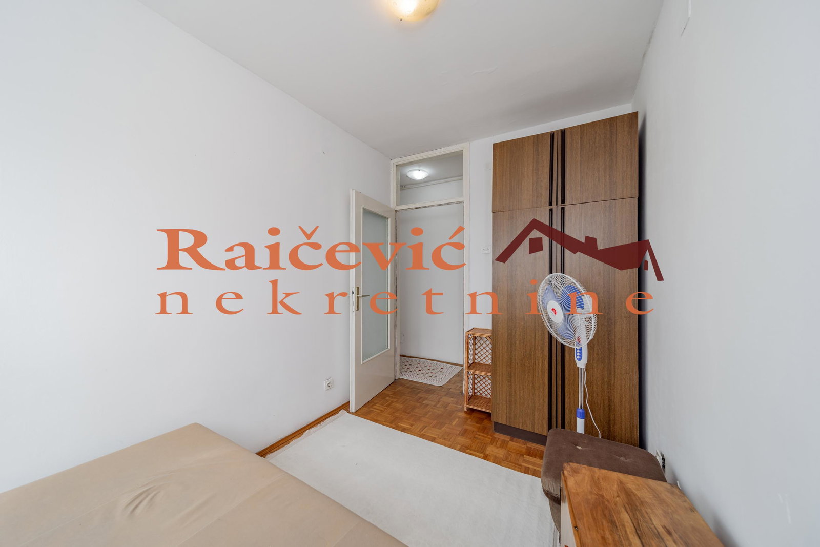 Trosoban stan na prodaju, Crveni Krst, Beograd, 72m², 249.000 €