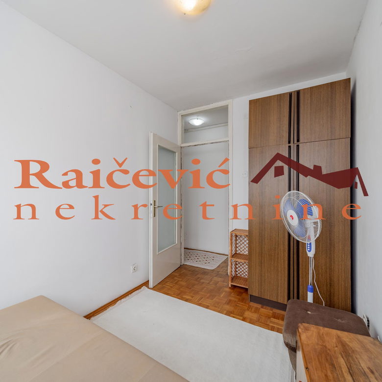 Trosoban stan na prodaju, Crveni Krst, Beograd, 72m², 249.000 €