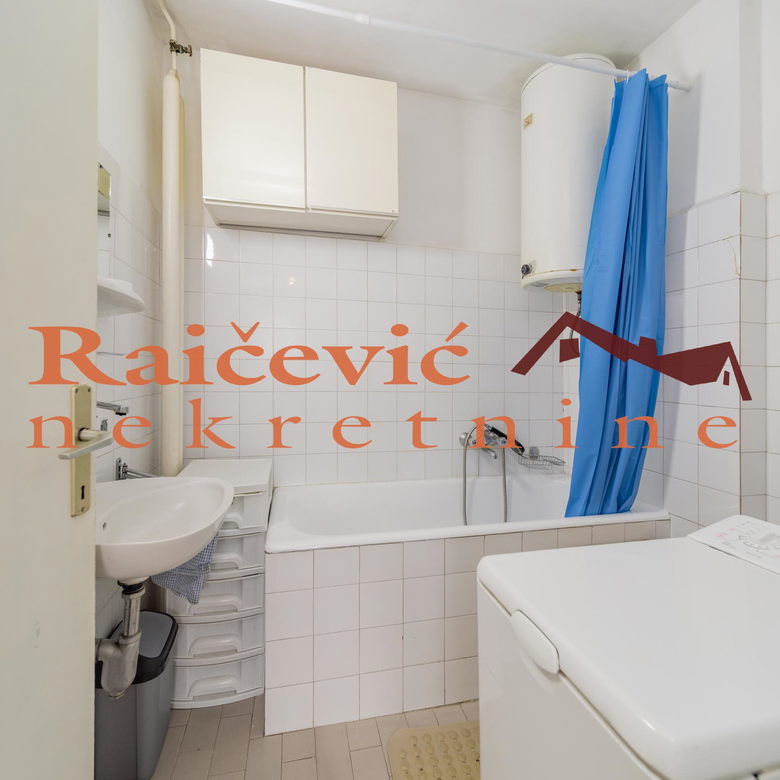 Trosoban stan na prodaju, Crveni Krst, Beograd, 72m², 249.000 €