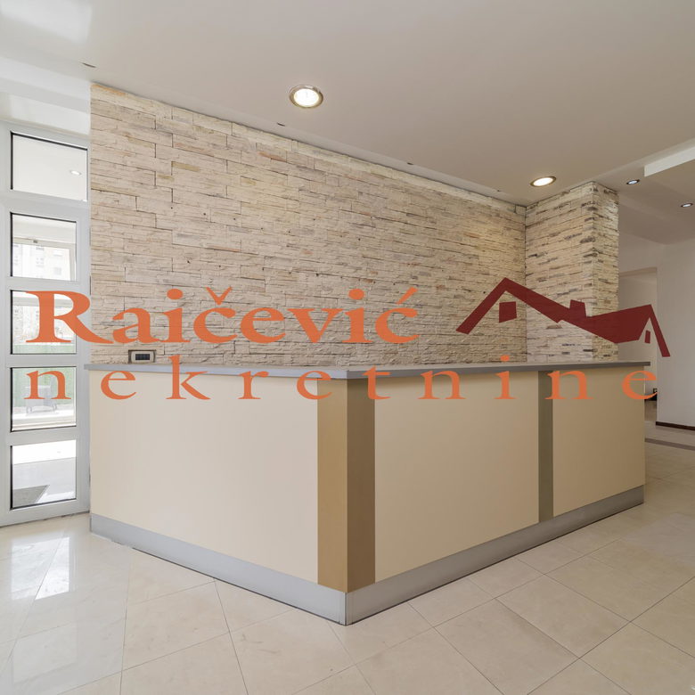 Lokal Izdavanje Beograd Centar (Čukarica) 1040 m2