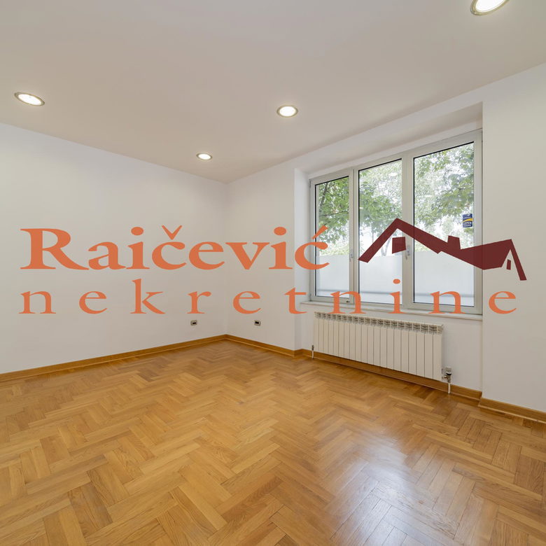 Lokal Izdavanje Beograd Centar (Čukarica) 1040 m2