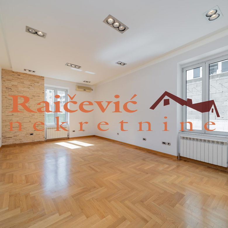 Lokal Izdavanje Beograd Centar (Čukarica) 1040 m2