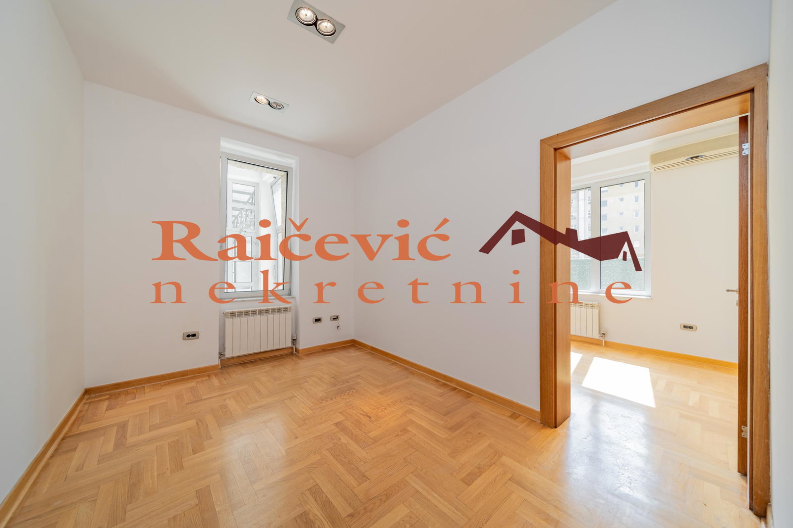 Lokal Izdavanje Beograd Centar (Čukarica) 1040 m2