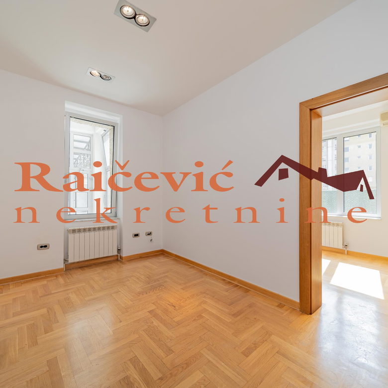 Lokal Izdavanje Beograd Centar (Čukarica) 1040 m2